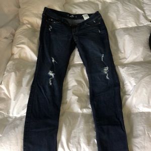 Hollister Skinny Dark Blue Jeans